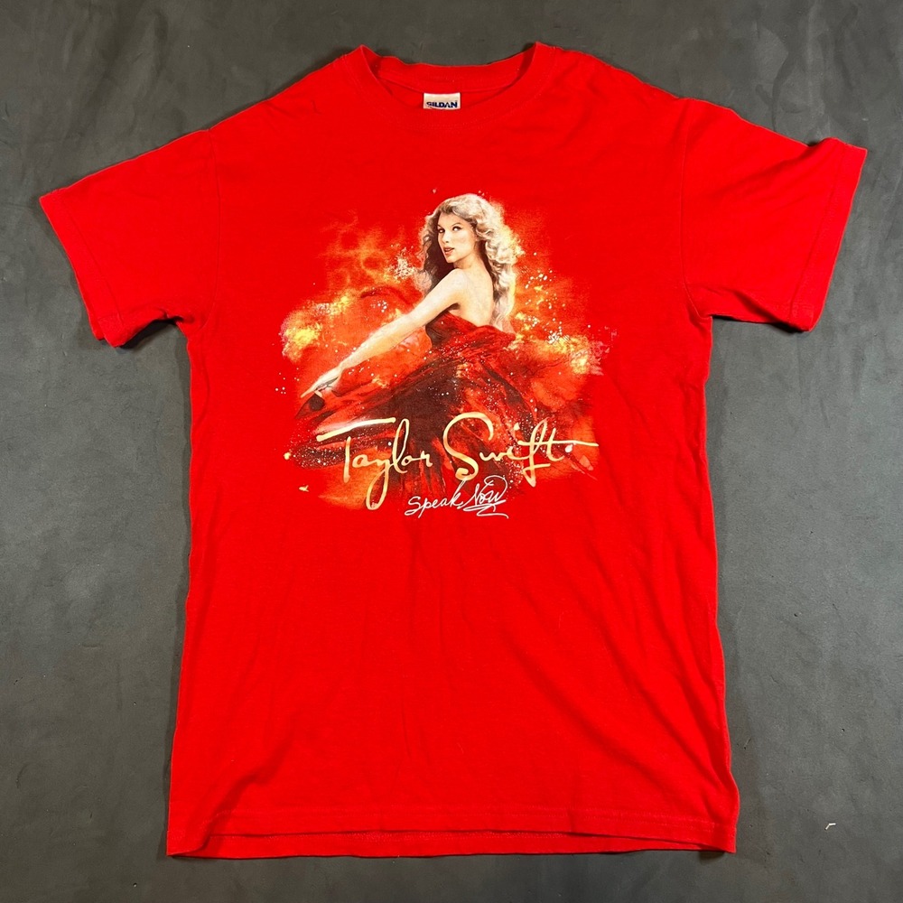 Taylor Swift Speak Now Official Tour T-Shirt Small Red World Tour 2011